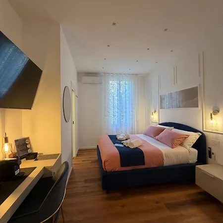 לינה וארוחת בוקר The Silk רג'יו די קאלאבריה