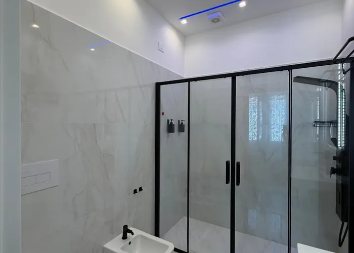 The Silk לינה וארוחת בוקר 4*