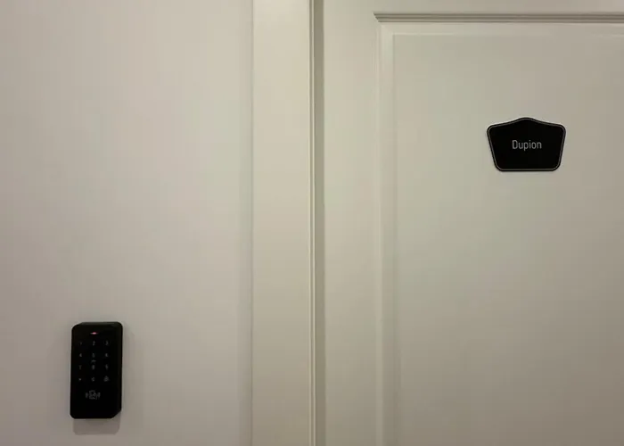 The Silk לינה וארוחת בוקר רג'יו די קאלאבריה